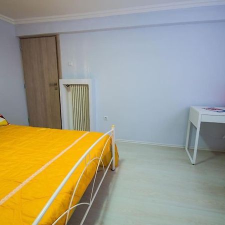2 Bedrooms Apartment Close To Metro Dafni In Athens Luaran gambar