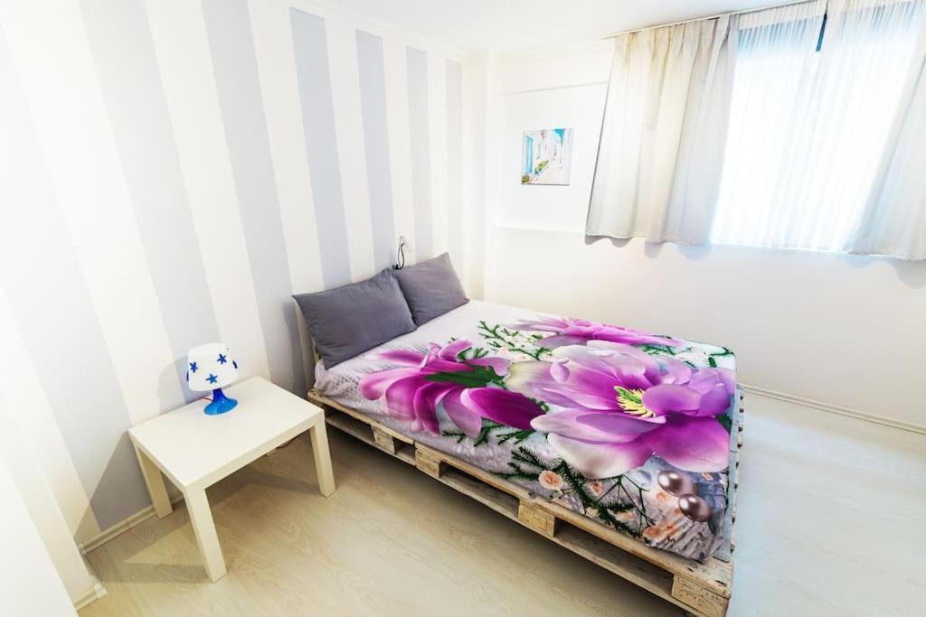 2 Bedrooms Apartment Close To Metro Dafni In Athens Luaran gambar
