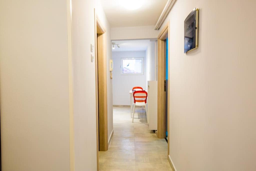 2 Bedrooms Apartment Close To Metro Dafni In Athens Luaran gambar