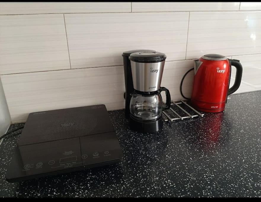 2 Bedrooms Apartment Close To Metro Dafni In Athens Luaran gambar