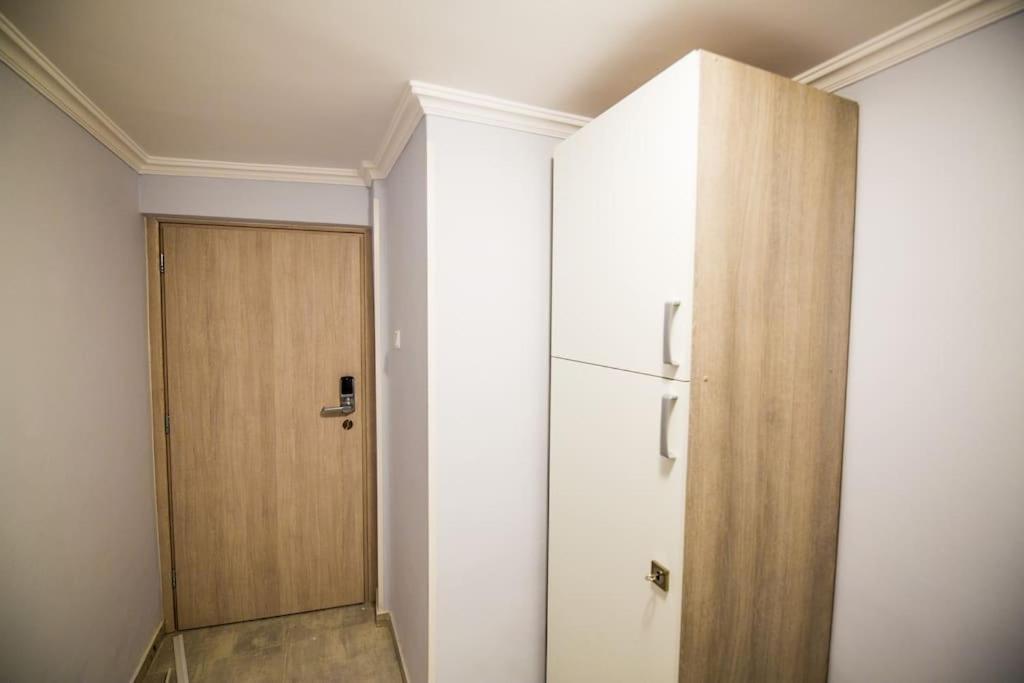 2 Bedrooms Apartment Close To Metro Dafni In Athens Luaran gambar