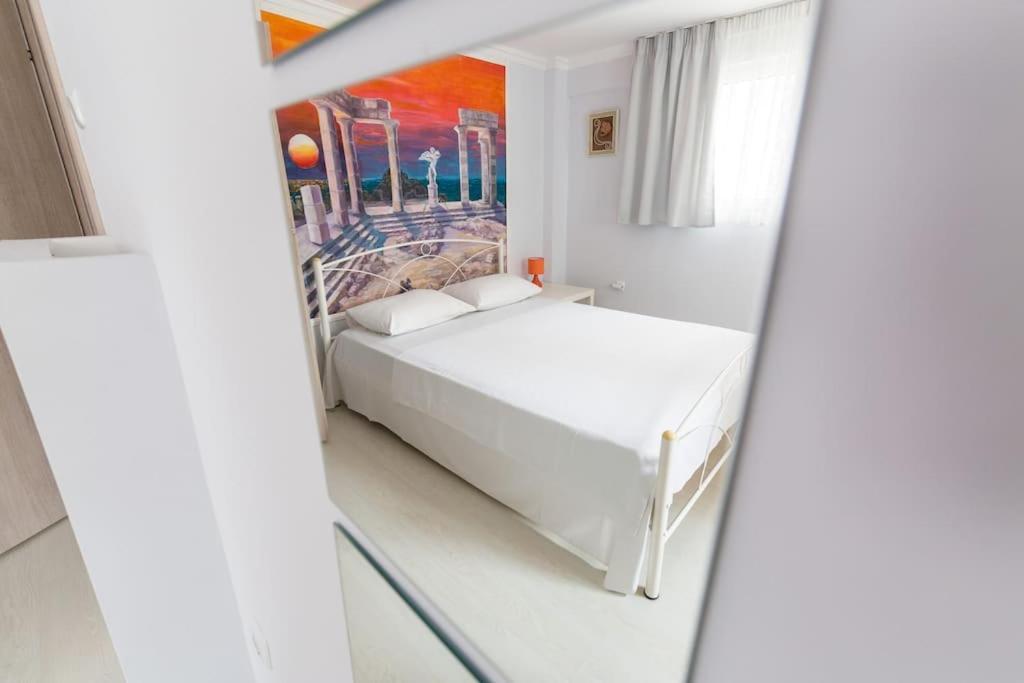 2 Bedrooms Apartment Close To Metro Dafni In Athens Luaran gambar