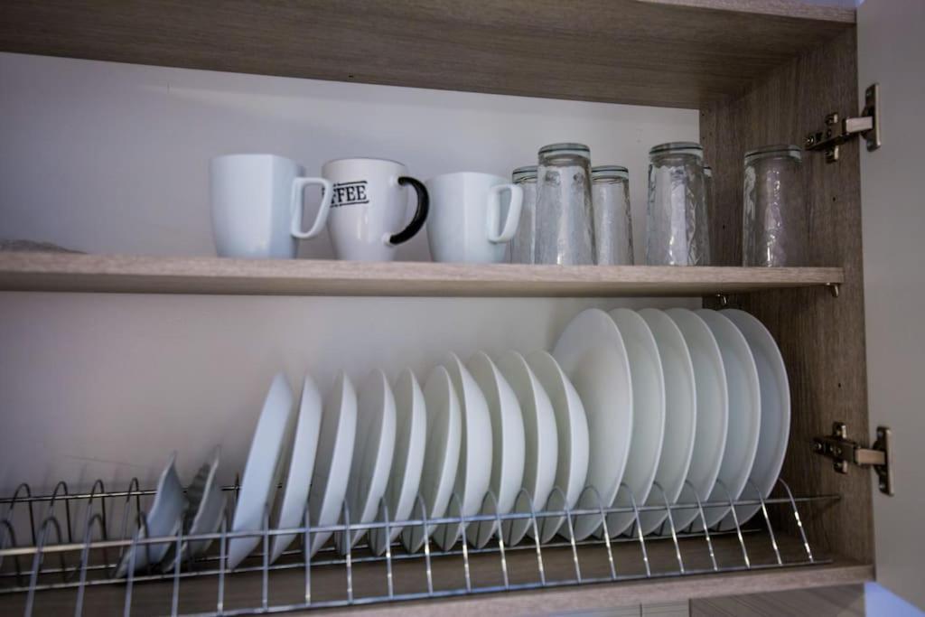 2 Bedrooms Apartment Close To Metro Dafni In Athens Luaran gambar