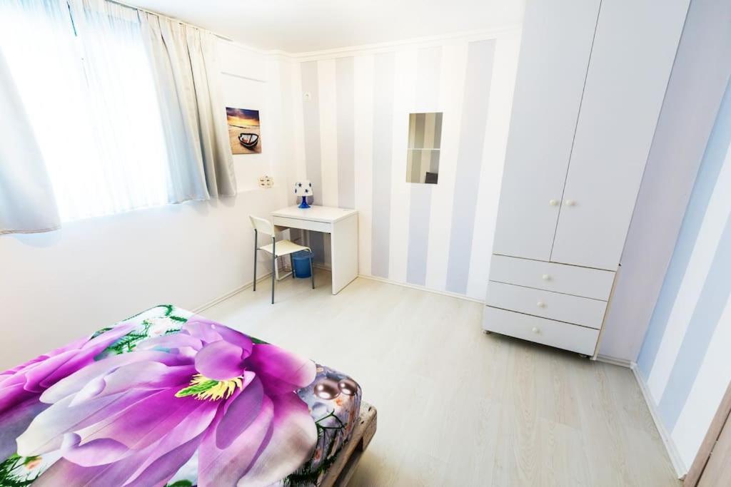 2 Bedrooms Apartment Close To Metro Dafni In Athens Luaran gambar