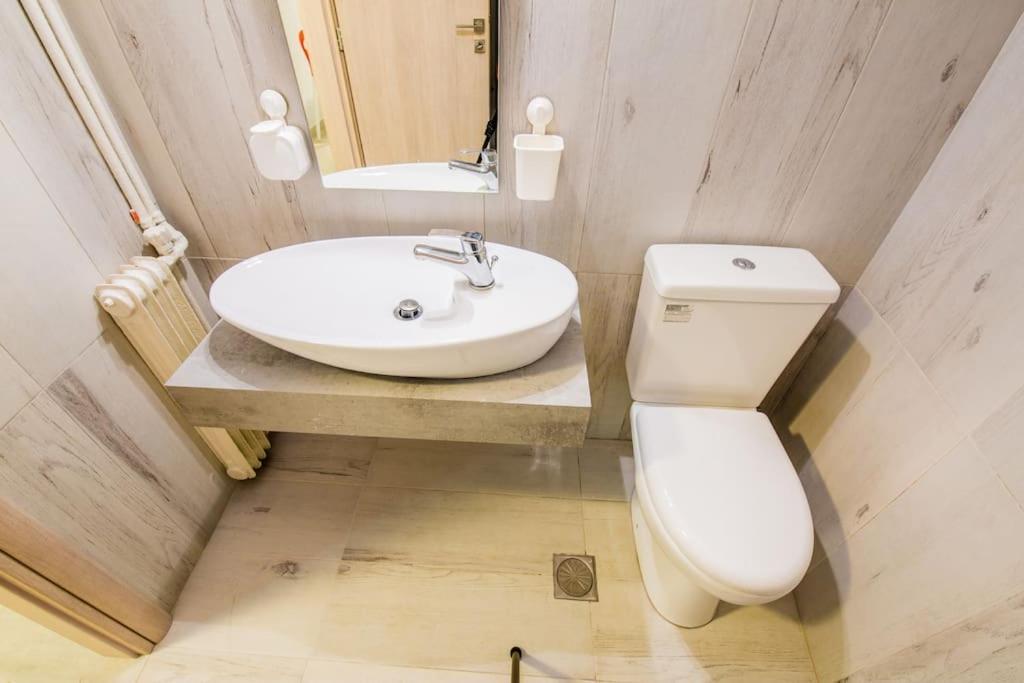 2 Bedrooms Apartment Close To Metro Dafni In Athens Luaran gambar